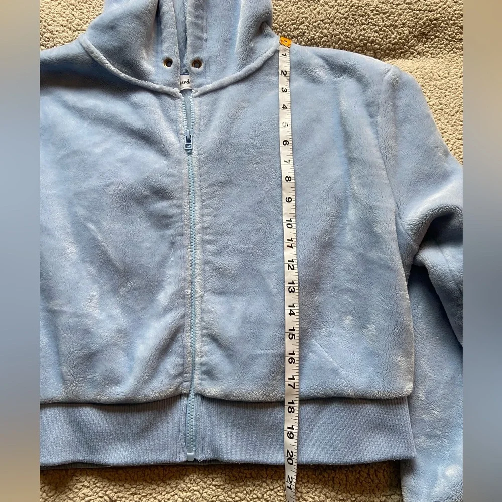 🌸 Weekend Edition 🌸 cropped fuzzy sweater - Picture 6 of 7